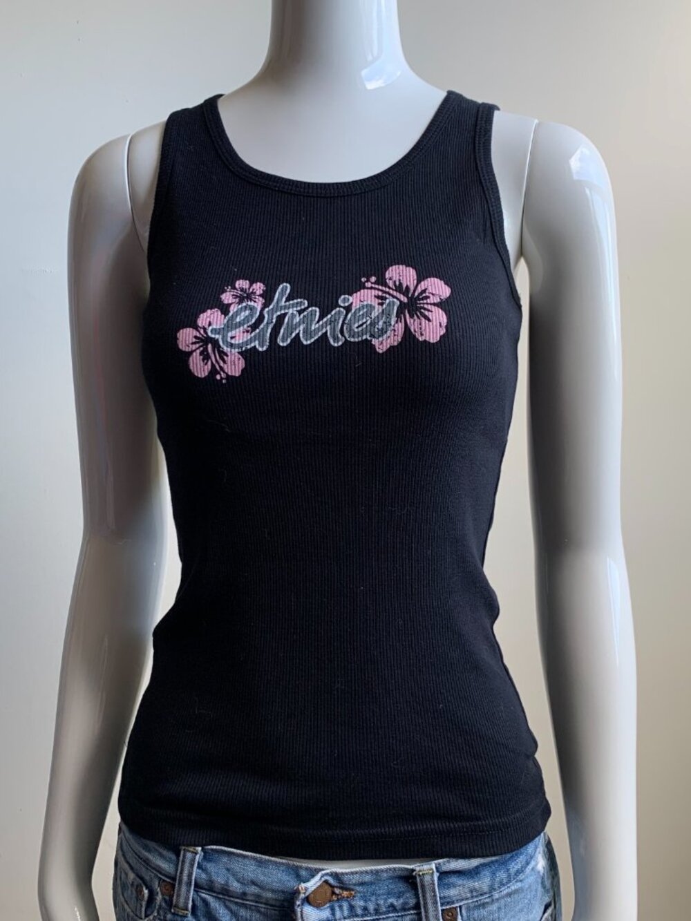 Etnies skate black cotton ribbed tank top pink floral logo